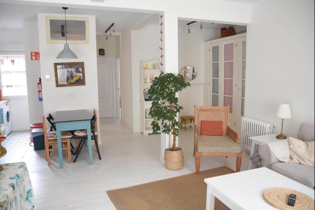 Nuevo! Coqueto Apartamento En Tetuan サンタンデール エクステリア 写真